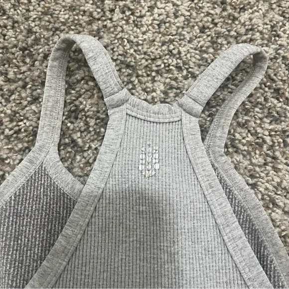 FP Movement by Free People Happiness Runs Cropped Tank Grey/Washed Black XS/S - Picture 3 of 4